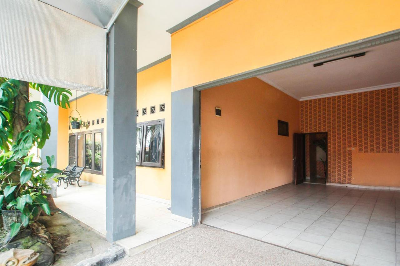 Spot On 91620 Skypiea Guest House ตาซิกมาลายา ภายนอก รูปภาพ